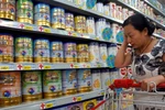 Bị điều tra, Abbot, Mead Johnson... đồng loạt giảm giá mạnh 