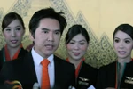 Nữ tiếp viên hàng không chuyển giới Thái Lan "xinh như mộng"