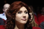 Cựu điệp viên Nga xinh đẹp Anna Chapman đề nghị Snowden kết hôn