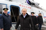 Tổng thống Putin đi làm bằng trực thăng Mi-8 để đỡ gây tắc đường