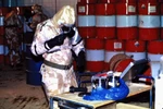 Không nước nào nhận, có thể phải tiêu hủy VKHH Syria trên biển