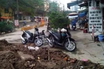 Dân khốn đốn vì Tổng công ty Sông Hồng được giao làm đường