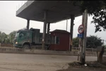Nhà báo tiếp tục bị dọa “cắt chân, cắt tay” sau vụ “xe vua” lao qua cầu cấm