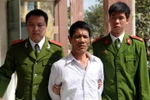 Cụ bà 85 tuổi bị trộm thắt cổ suýt chết vào lúc chập tối