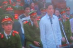 Cán bộ "Cố ý làm lộ bí mật công tác" có thể bị phạt tù 7 năm?