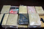 Giấu 5kg ma túy trong thùng loa, vượt biên bằng xe máy