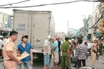 Người đi đường thờ ơ, nạn nhân TNGT tử vong