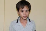 Gặp hạn vì giao cấu với "tay vịn" tuổi teen