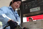 Thủ tướng yêu cầu công khai giá xăng dầu 
