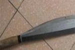 Đang ngủ say bị con trai chém lìa cổ