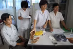 Tiến hành "mổ" dép Trung Quốc tìm độc chất