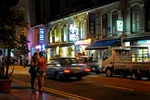 Đột nhập phố “khoái lạc” của người Việt ở Singapore