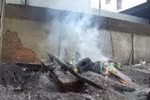 Sống chung với khói thiêu tử thi