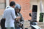 Sắm hung khí phòng thân