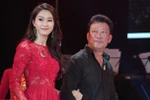 Thu Thảo lộng lẫy khoác tay nhạc sỹ Lê Quang