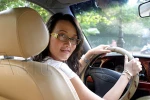 Vân Dung: 'Người dân không thừa tiền mua ô tô để đi... đánh võng'!