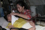  Thu Thảo khóc nức nở khi thăm cô giáo Xuân 