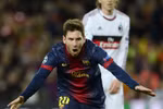 Vượt qua Van Nistelrooy, Messi gia cố thêm kỷ lục