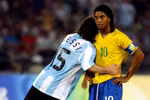 Messi hay Ronaldinho: Ai mới là “vua” của Barcelona?