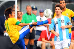 So tài chơi bóng của Messi và Neymar (clip HD)