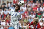 Thơ dự đoán EURO: CH CZECH - BA LAN, HY LẠP - NGA