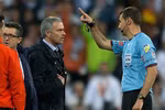 Ừ thì Mourinho là tai họa, nhưng…