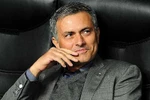 Mourinho: Gã Don Kijote một mình chống lại... tất cả