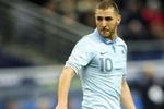Ronaldo còn tệ hơn ‘quả bóng xịt’ Benzema