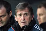 Kenny Dalglish thất vọng, ông chủ Liverpool tâng bốc hết lời