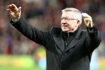 Sir Alex rút lui: Tựa Càn Long buông rèm nhiếp chính