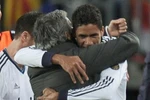 Real bắn hạ Barca: Varane xuất sắc hơn cả Ronaldo