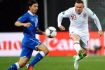 Tái hiện trận cầu kịch tính Anh - Italia qua thơ Tú Anh