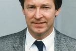 M.U vĩ đại vì Sir Alex, hay Sir Alex vĩ đại vì M.U?