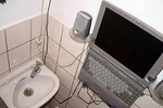 Những hình ảnh khó đỡ về 'mọt' máy tính