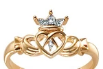Nhẫn Claddagh – biểu trưng của tình yêu, tình bạn và...