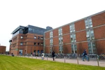 BDT số 44: Trường Đại học trẻ tuổi của thành phố Dublin (DCU).