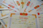 Giá trị thấp như Giấy khen học trò