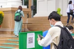 Để ổn định học tập, trường đại học mua thuốc kháng virus phát cho cả thầy và trò