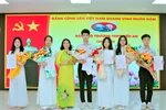 Hải Phòng: Trường THPT Kiến An kết nạp 40 đoàn viên ưu tú vào Đảng