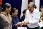 Trao quà Tết gia đình chính sách, công nhân lao động 