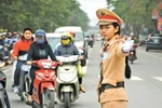 Xử lý vi phạm giao thông kết hợp phòng chống Covid-19