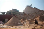 Phê duyệt nhiệm vụ lập quy hoạch thăm dò, khai thác khoáng sản