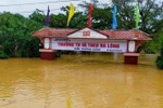 Lũ cuốn trôi phá hỏng trường lớp, thầy cô, học trò cần sách vở, đồ dùng học tập