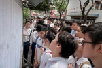 Hà Nội quyết giữ môn thi thứ 4 vào lớp 10, thầy và trò “ngồi trên đống lửa"