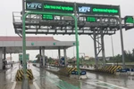 Cần có giải pháp quyết liệt tháo gỡ vướng mắc thu phí tự động 