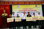 Không bao giờ quên công lao to lớn của các anh hùng liệt sĩ