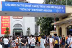 Con học lệch, phụ huynh lo lắng bài thi môn Văn vào 10 Chuyên Khoa học Tự nhiên