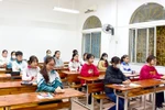 Học sinh xin nghỉ đội tuyển vì “ôn thi học sinh giỏi môn tích hợp quá vất vả”