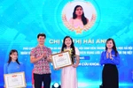 Cô gái khiếm thị "tỏa sáng" cùng các dự án hỗ trợ người khuyết tật