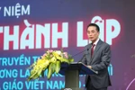 Trường ĐH Công nghệ lấy kinh phí từ nguồn nào để miễn học phí cho học viên, NCS?